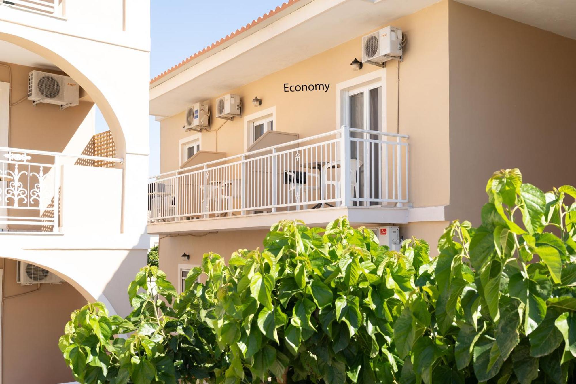 Pahnis Studios Alykanas  Exterior foto